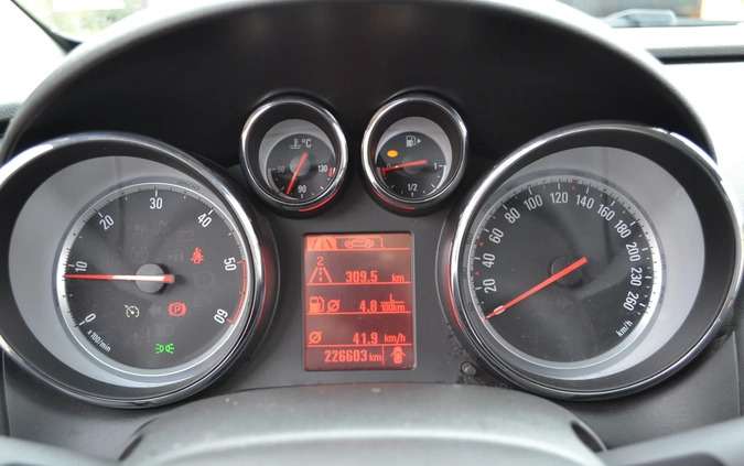 Opel Astra cena 25600 przebieg: 226000, rok produkcji 2014 z Iłowa małe 407